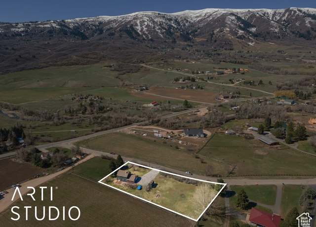Property at 3116 N River Dr E, Eden, UT 84310, 4 beds, 3.5 baths
