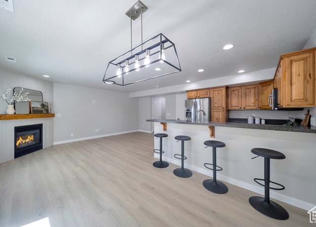 Property at 1069 W 950 N, Layton, UT 84041, 3 beds, 2.5 baths