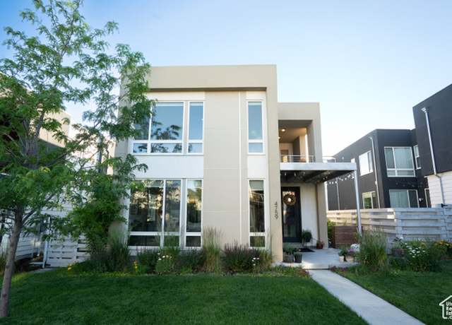 Property at 4759 W Vermillion Dr, South Jordan, UT 84009, 4 beds, 3.5 baths