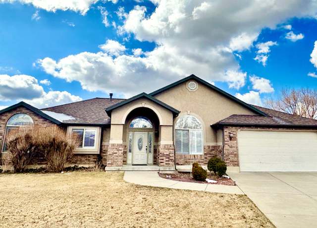 Property at 3427 N 2500 W, Farr West, UT 84404, 3 beds, 2.5 baths