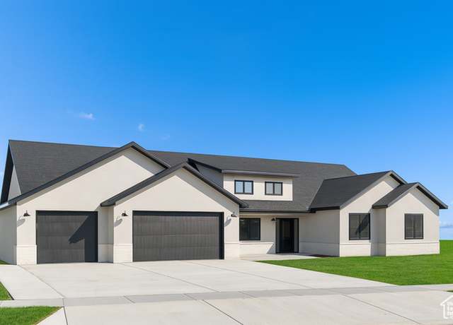 Property at 4953 N Winchester Dr, Enoch, UT 84721, 4 beds, 2.5 baths