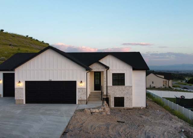 Property at 732 S 1140 E, Smithfield, UT 84335, 3 beds, 2 baths