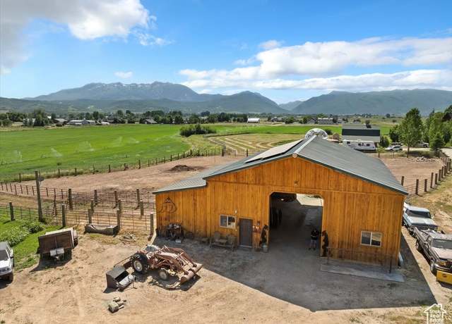 Property at 409 N 9000 E, Huntsville, UT 84317, 3 beds, 2 baths