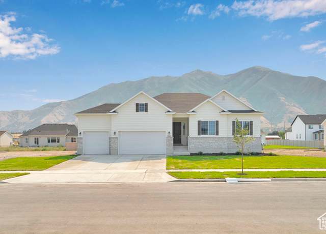 Property at 1065 S 3170 E #204, Spanish Fork, UT 84660, 4 beds, 2.5 baths