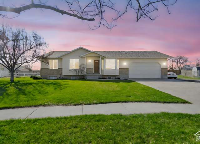 Property at 1055 W 325 N, Hyrum, UT 84319, 6 beds, 3 baths