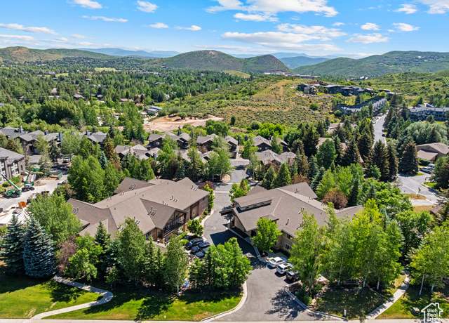 Property at 2260 Park Ave #11, Park City, UT 84060, 1 bed, 2 baths