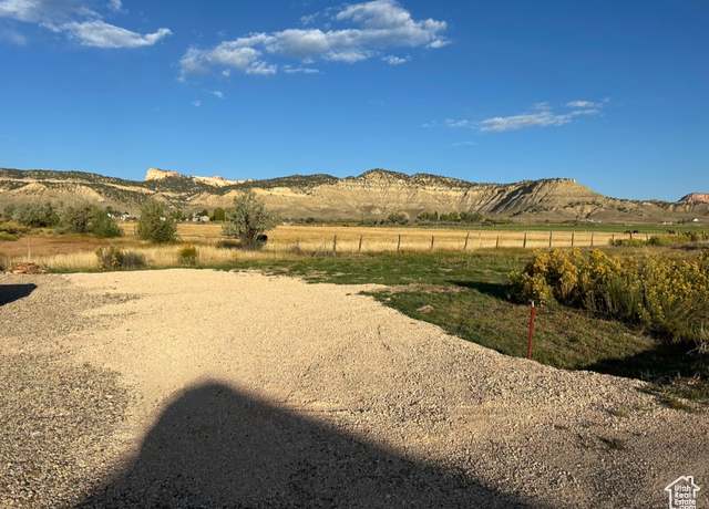 Property at 483 N Meadow Ln #6, Tropic, UT 84776