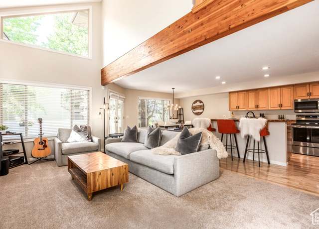 Property at 3522 E Bengal Blvd, Cottonwood Heights, UT 84121, 3 beds, 3.5 baths