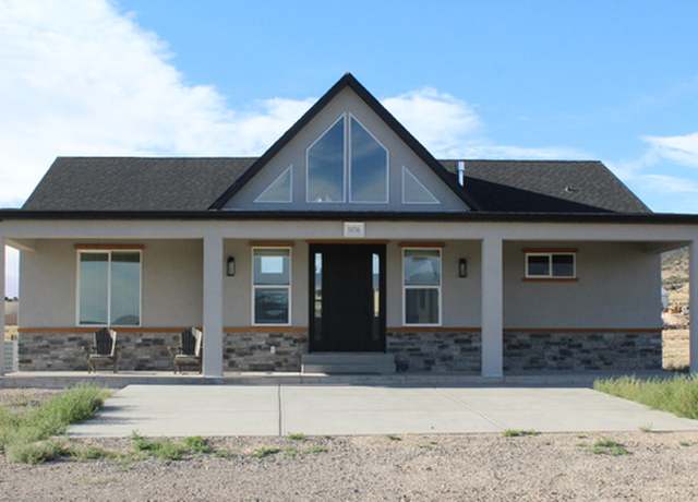 Property at 1036 W Chads Rd, Bicknell, UT 84715, 3 beds, 2 baths