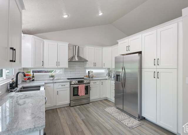 Property at 10787 S Pine Shadow Rd, South Jordan, UT 84009, 4 beds, 2 baths