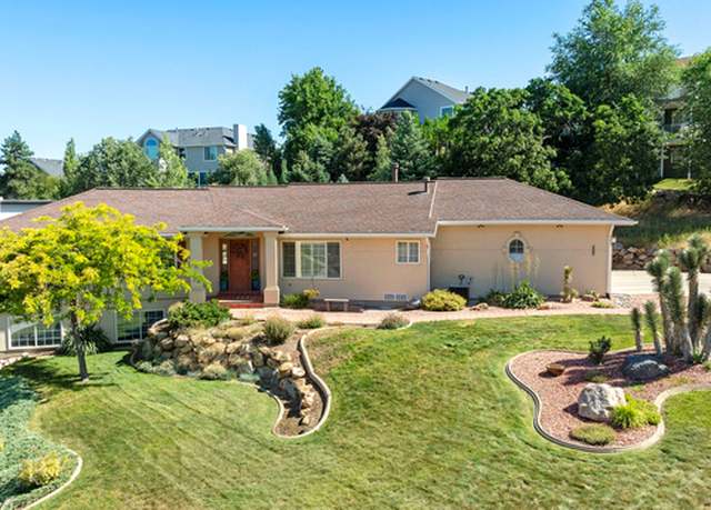 Property at 967 E Eaglewood Dr, North Salt Lake, UT 84054, 4 beds, 2.5 baths