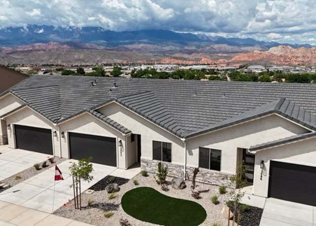 Property at 2102 W 320 S, Hurricane, UT 84737, 12 beds, 9 baths