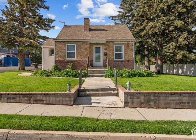 Property at 97 W 400 S, Cedar City, UT 84720, 5 beds, 2 baths