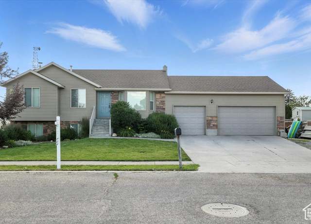 Property at 496 S 3rd E, Preston, ID 83263, 5 beds, 3 baths