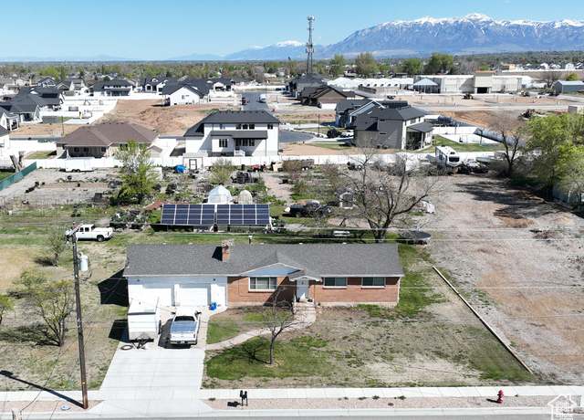 Property at 2132 W 800 N, Clinton, UT 84015, 3 beds, 1 bath
