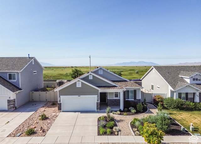 Property at 1165 W Silver Hollow Rd, Syracuse, UT 84075, 3 beds, 2 baths