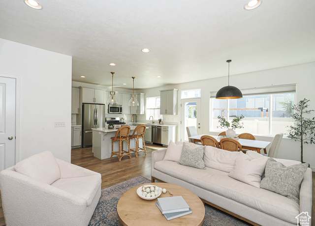 Property at 1164 W Racehorse Way S, Bluffdale, UT 84065, 3 beds, 2.5 baths