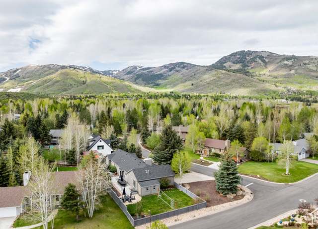 Property at 2830 Holiday Ranch Loop Rd, Park City, UT 84060, 4 beds, 3 baths