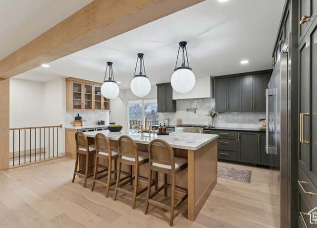 Property at 7610 S Brighton Way, Cottonwood Heights, UT 84121, 5 beds, 3.5 baths