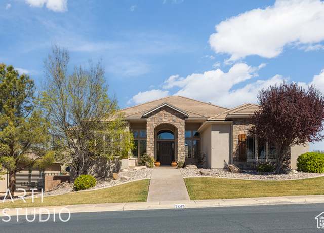 Property at 2445 E 2860 S, St. George, UT 84790, 5 beds, 3.5 baths