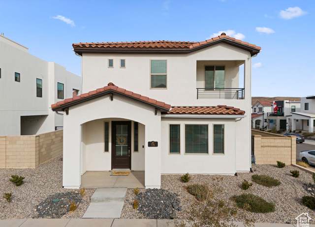 Property at 776 W Scarlet Hill Dr, St. George, UT 84790, 3 beds, 2.5 baths