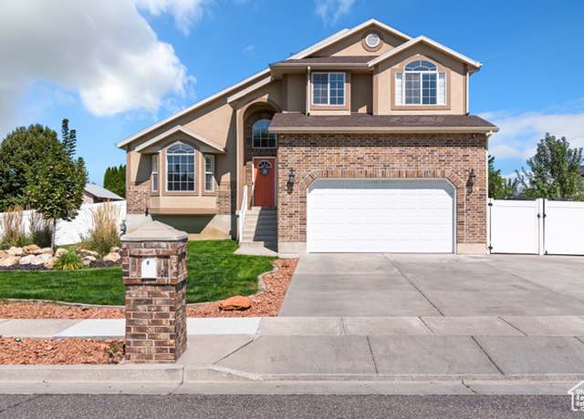 Property at 4164 W 5950 S, Roy, UT 84067, 6 beds, 3.5 baths