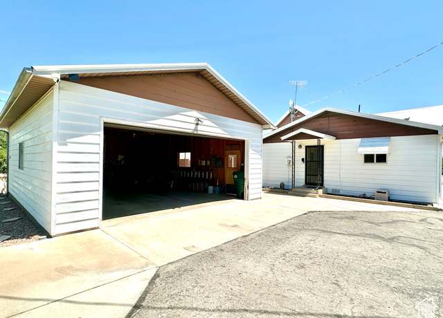 Property at 209 N 500 W, Vernal, UT 84078, 5 beds, 1.5 baths