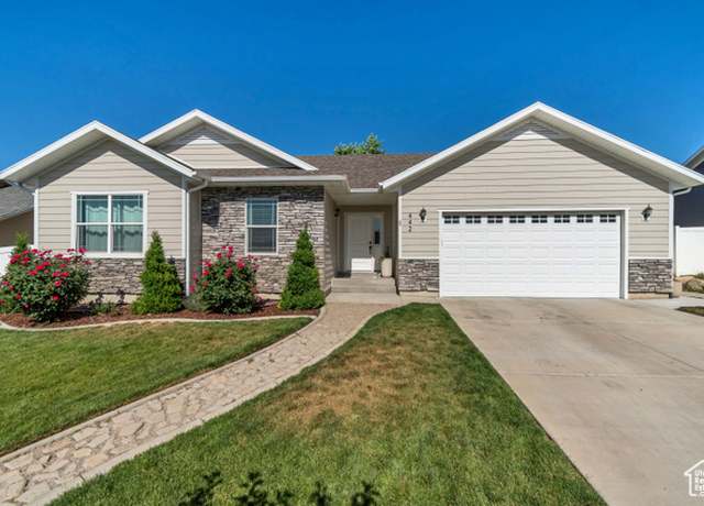 Property at 442 N Cowan Cir E, Payson, UT 84651, 6 beds, 3 baths