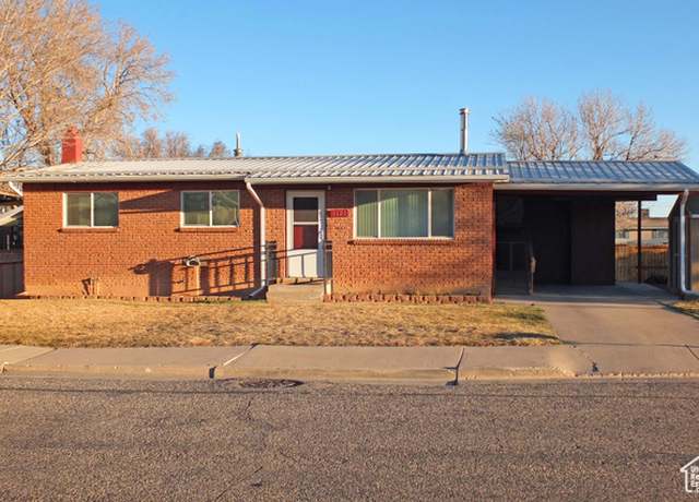Property at 1120 Bulloch Cir, Cedar City, UT 84721, 5 beds, 2 baths