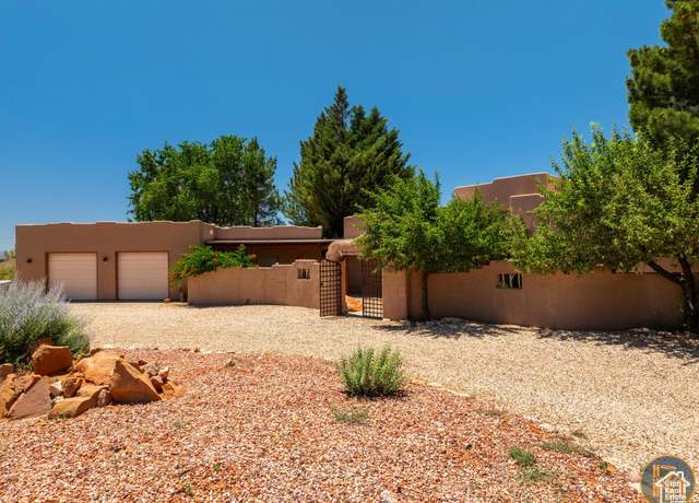 Property at 199 N Gunsmoke Pass, Kanab, UT 84741, 2 beds, 2.5 baths