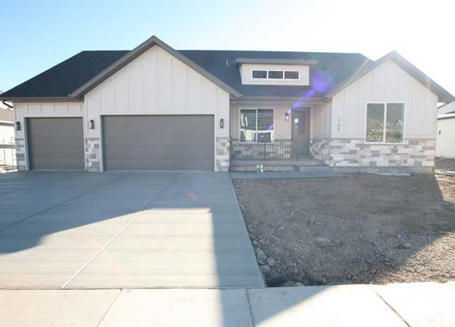Property at 145 E 4100 N, North Ogden, UT 84414, 6 beds, 4 baths
