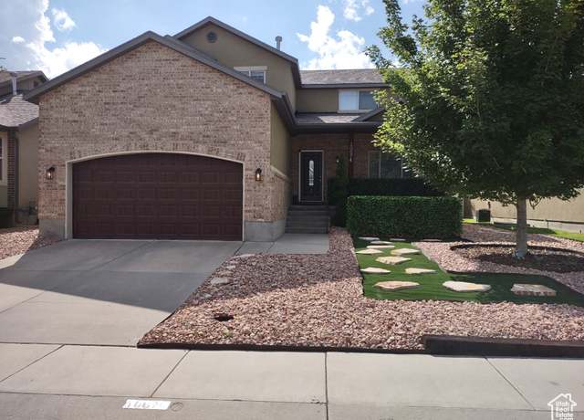 Property at 10674 S Pine Shadow Rd, South Jordan, UT 84009, 6 beds, 3.5 baths
