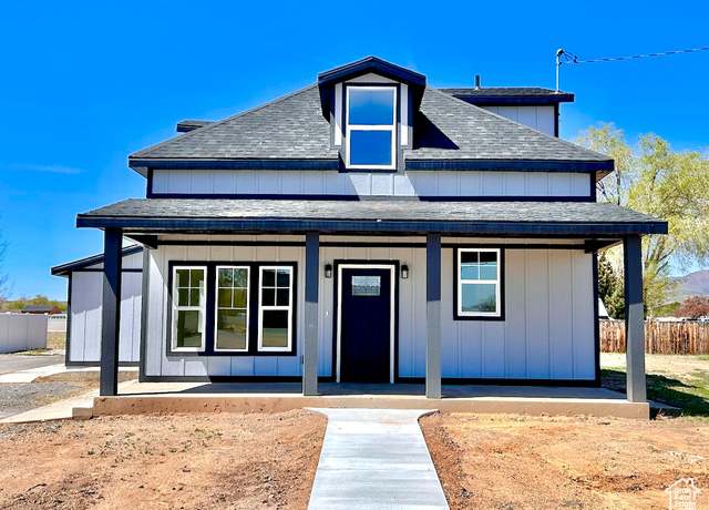 Property at 991 N 2500 W, Vernal, UT 84078, 5 beds, 3 baths