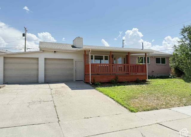 Property at 684 E Oquirrh Ave N, Tooele, UT 84074, 5 beds, 2 baths