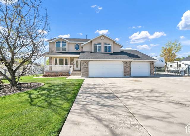 Property at 129 W 1250 N, Harrisville, UT 84404, 4 beds, 2.5 baths