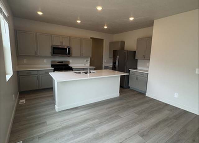 Property at 3533 N Browning #1234, Eagle Mountain, UT 84005, 4 beds, 2 baths