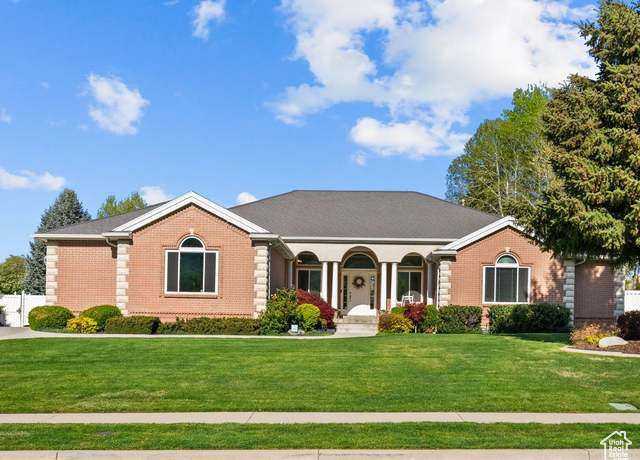 Property at 441 N Bristol Ct E, Alpine, UT 84004, 7 beds, 3.5 baths