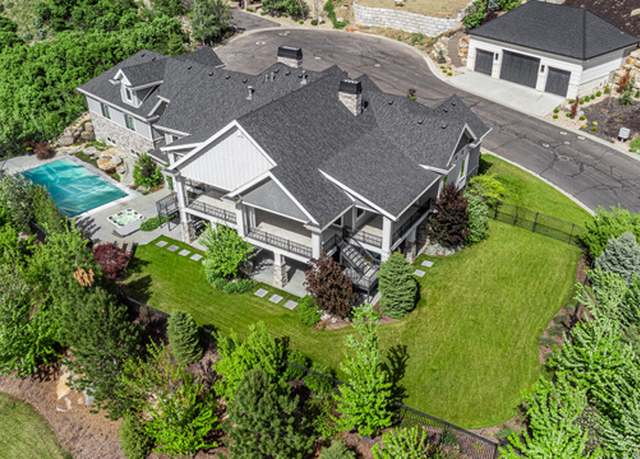 Property at 1769 View Ct, Fruit Heights, UT 84037, 6 beds, 5 baths