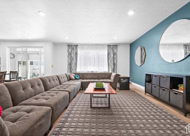 Property at 1067 W Ludington Ct, Bluffdale, UT 84065, 4 beds, 2.5 baths