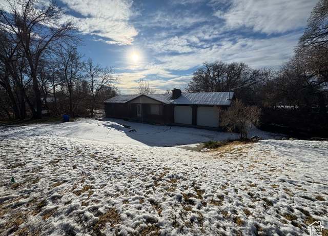 Property at 416 S Mountain Rd, Fruit Heights, UT 84037, 5 beds, 2 baths