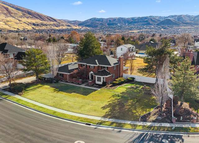 Property at 1220 E Walden Ln, Draper, UT 84020, 7 beds, 3.5 baths