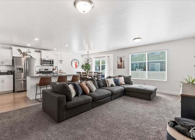 Property at 5129 W Duet Dr, Herriman, UT 84096, 3 beds, 2 baths