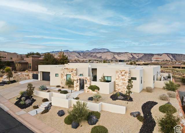 Property at 5032 N Silver Cloud Dr, St. George, UT 84770, 5 beds, 4.5 baths