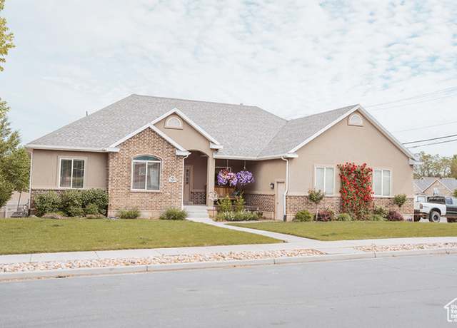 Property at 318 W 800 S, Salem, UT 84653, 6 beds, 3.5 baths