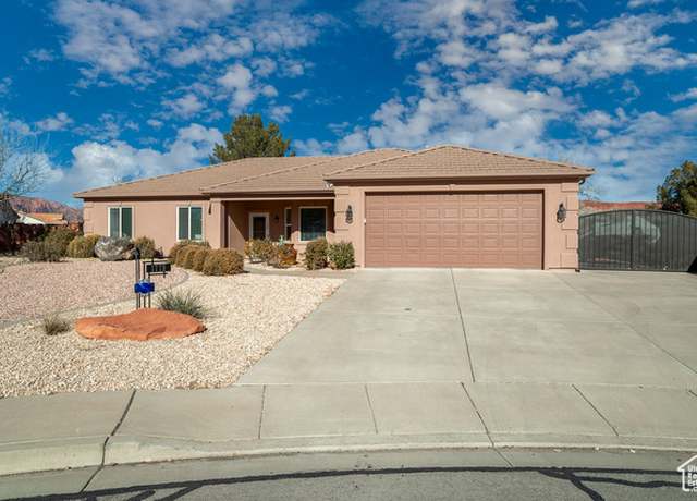 Property at 1779 N 2330 Cir W, St. George, UT 84770, 3 beds, 2.5 baths