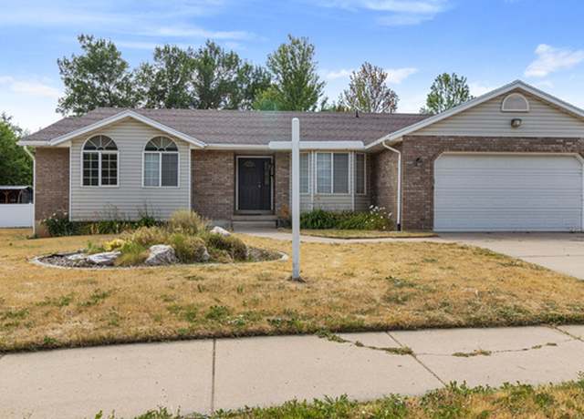 Property at 8007 S 2550 E, South Weber, UT 84405, 3 beds, 2.5 baths