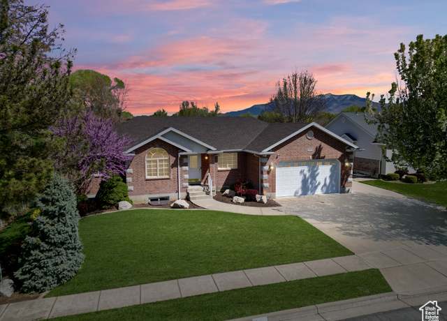 Property at 618 W 225 S, Layton, UT 84041, 3 beds, 2.5 baths
