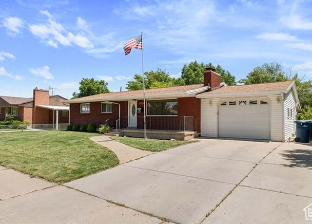 Property at 9203 S 220 E, Sandy, UT 84070, 4 beds, 2.5 baths