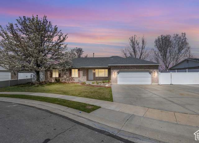 Property at 2332 W 13145 S, Riverton, UT 84065, 7 beds, 4 baths
