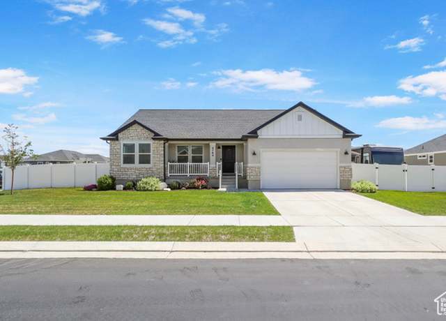 Property at 4764 N Gunsight Peak Dr, Eagle Mountain, UT 84005, 3 beds, 2 baths